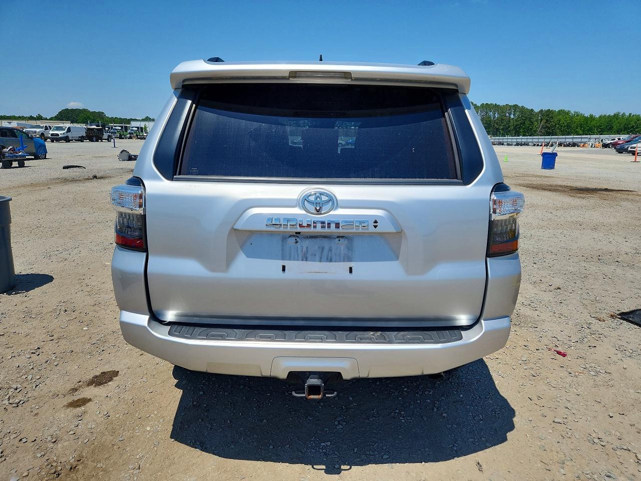 2022 TOYOTA 4RUNNER SR5 photo 11