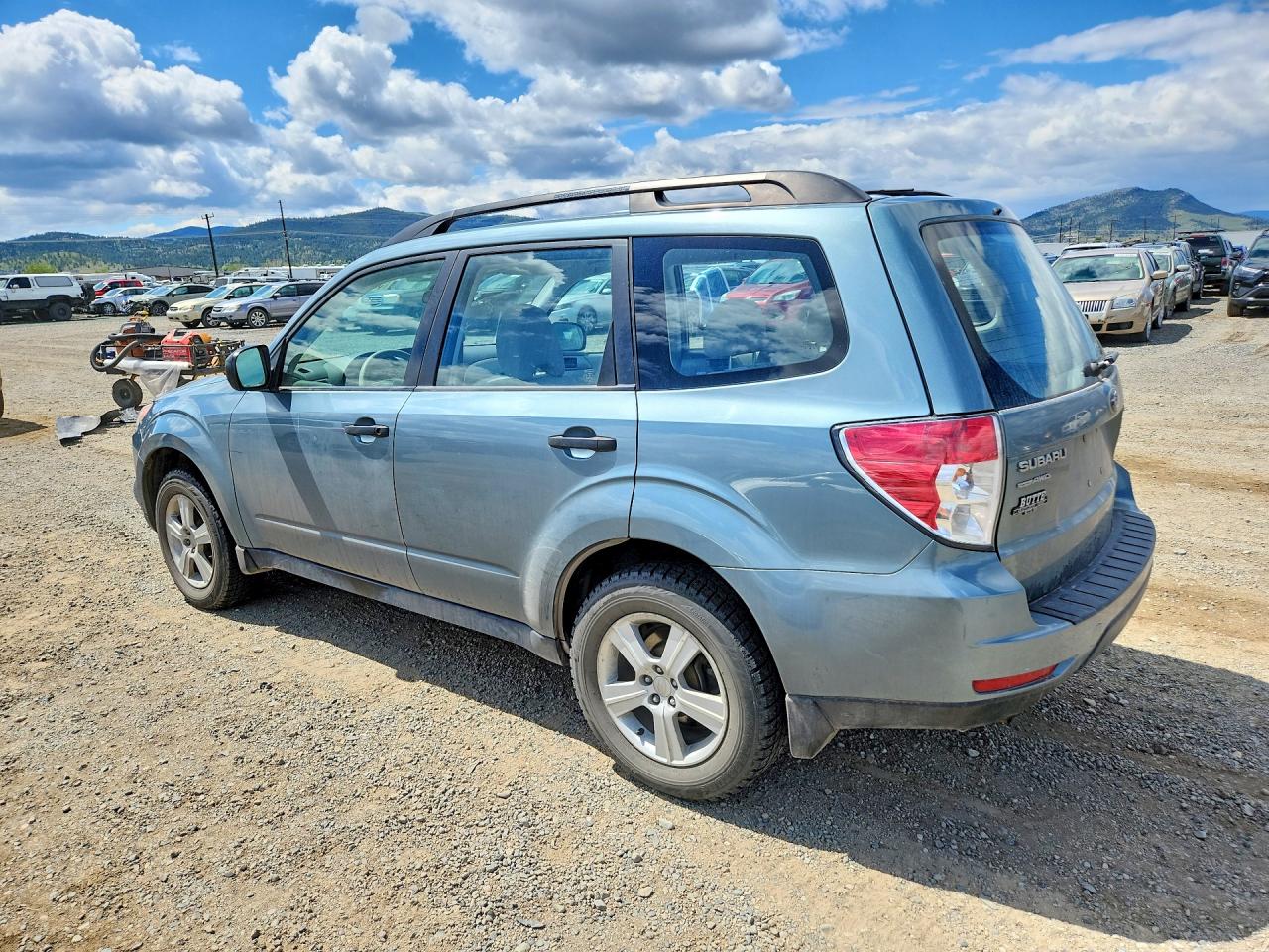 2010 SUBARU FORESTER XS photo 4