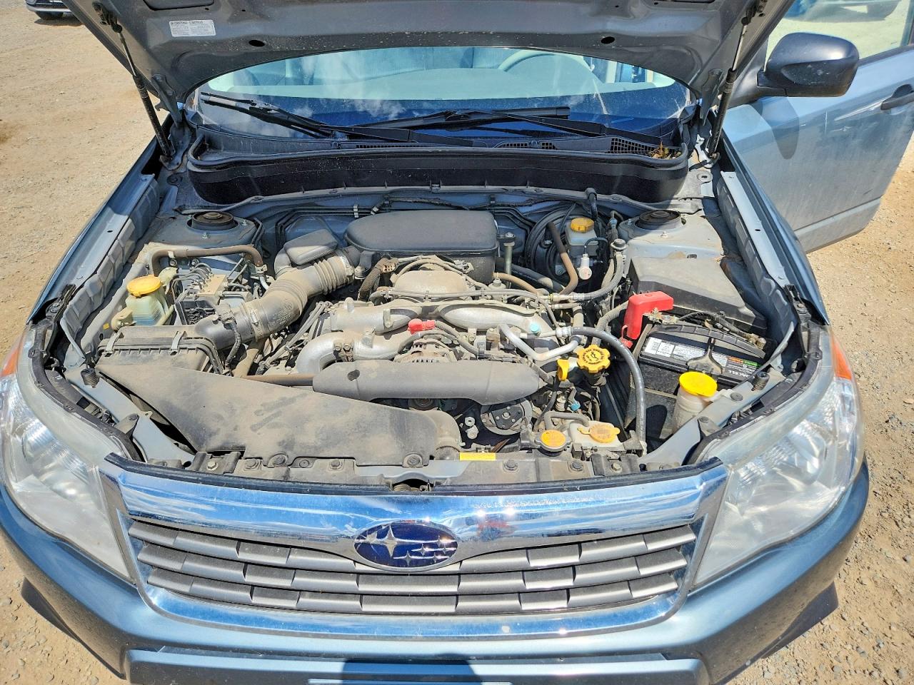 2010 SUBARU FORESTER XS photo 31