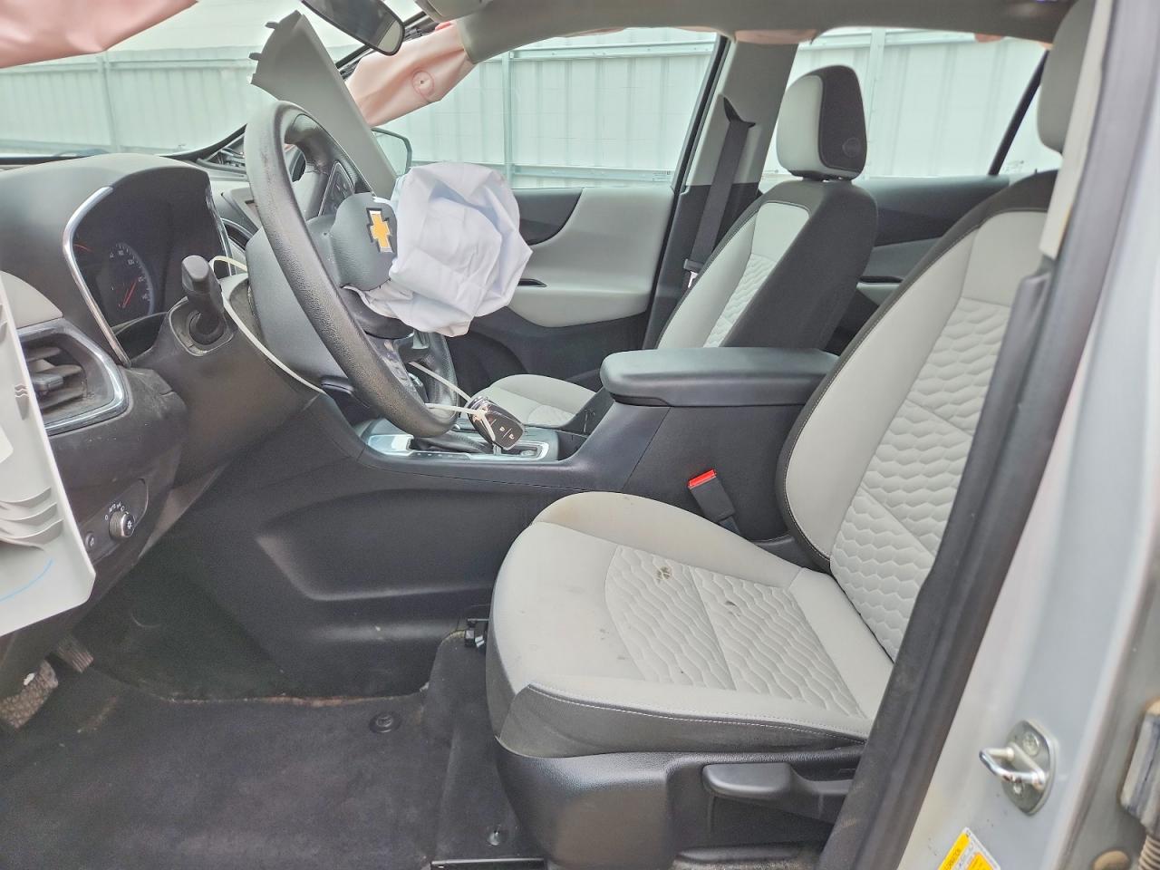 2020 CHEVROLET EQUINOX photo 7