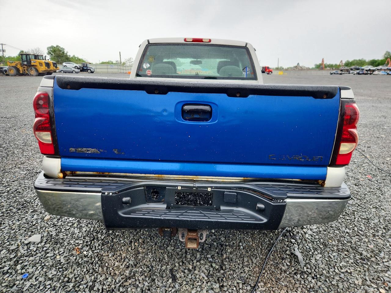 2004 CHEVROLET SILVERADO K1500 photo 16