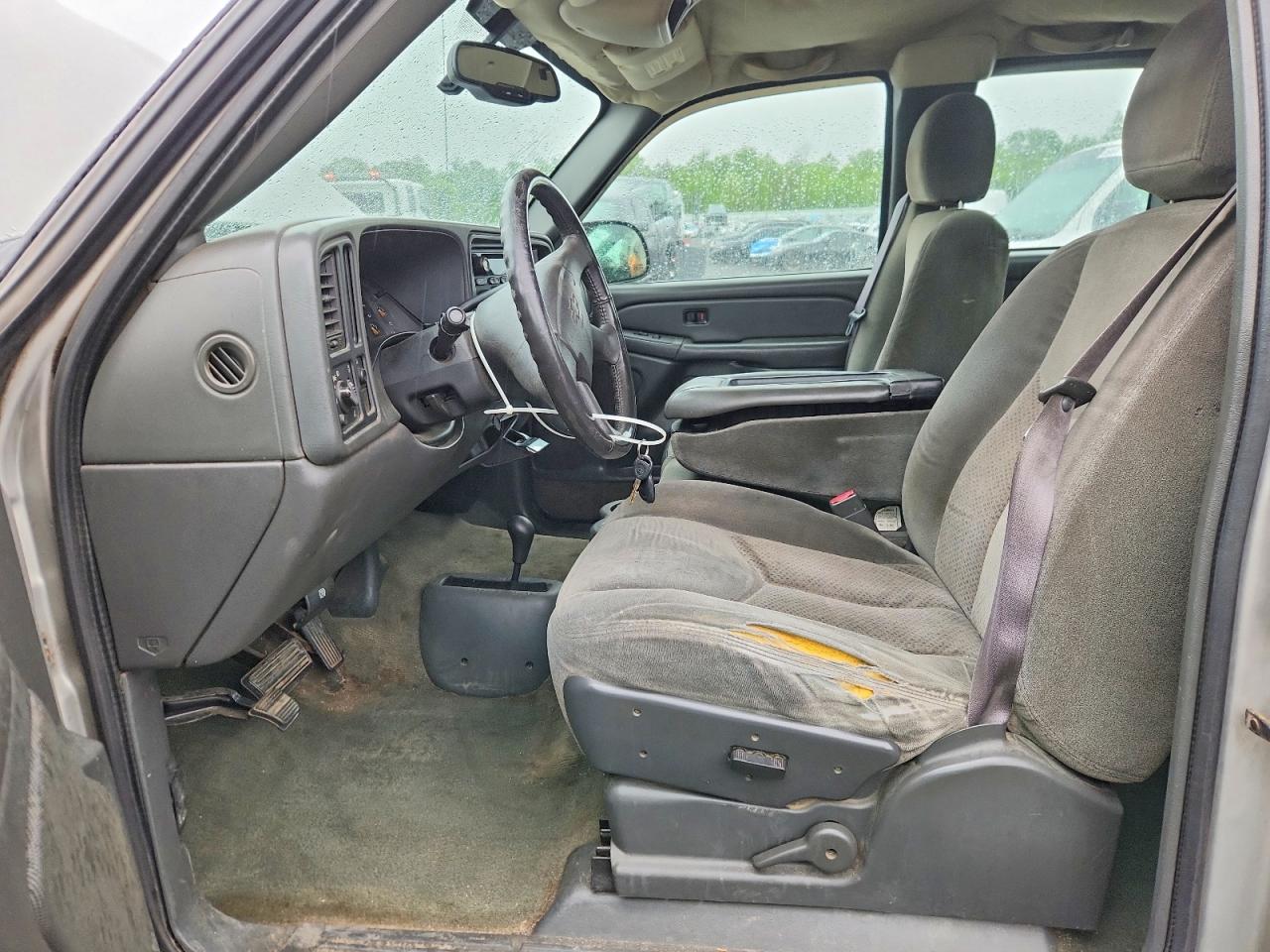 2004 CHEVROLET SILVERADO K1500 photo 19