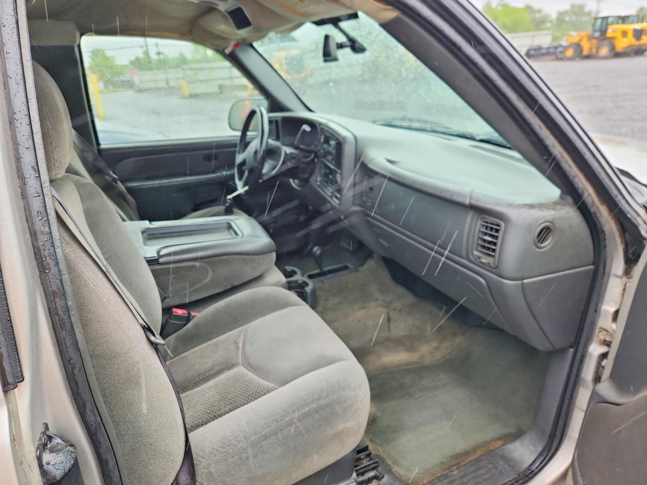 2004 CHEVROLET SILVERADO K1500 photo 22