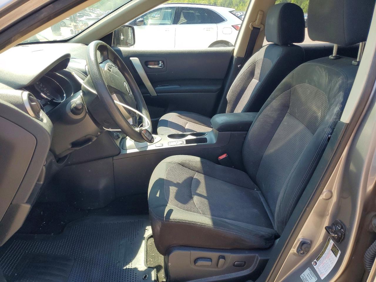2013 NISSAN ROGUE S photo 13