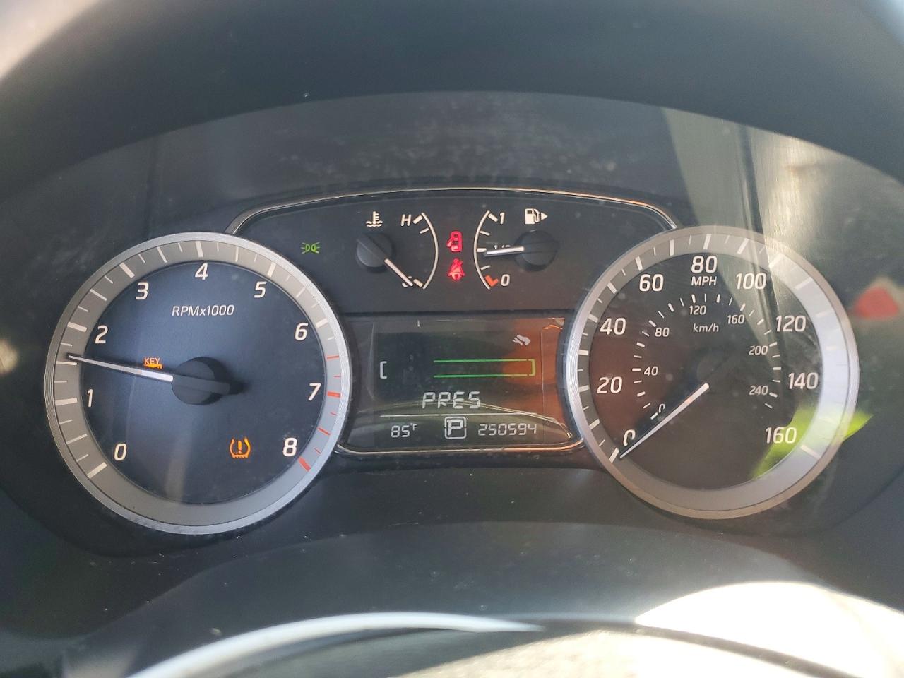 2015 NISSAN SENTRA SV photo 17