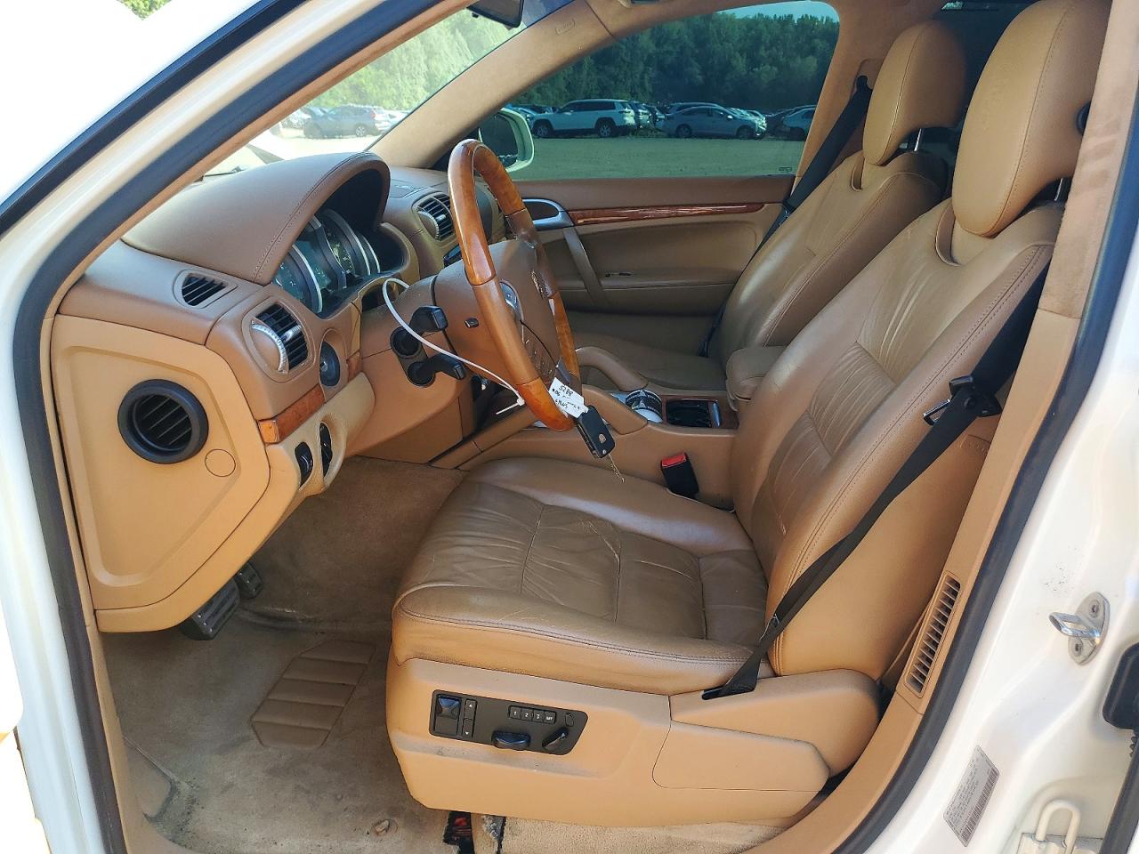 2006 PORSCHE CAYENNE TURBO photo 13