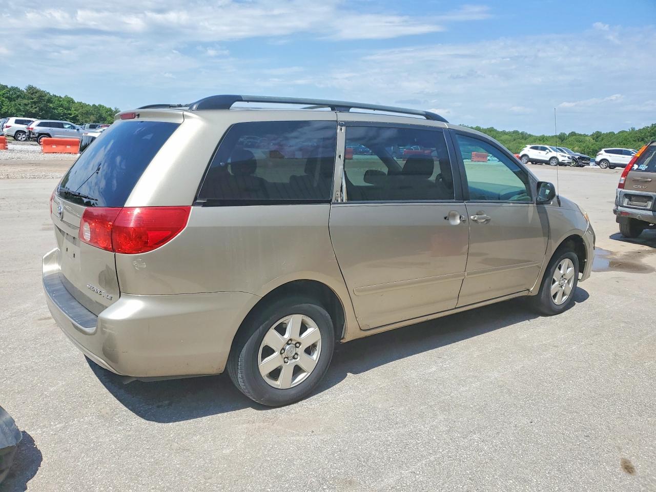 2006 TOYOTA SIENNA LE 7 PASSENGER photo 3