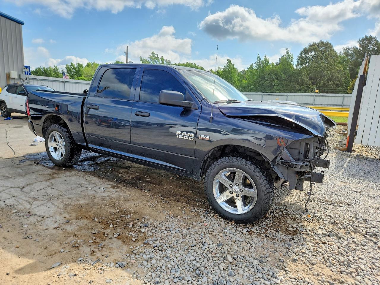 2018 RAM 1500 ST photo 4
