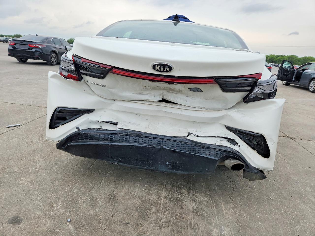 2021 KIA FORTE LXS photo 11
