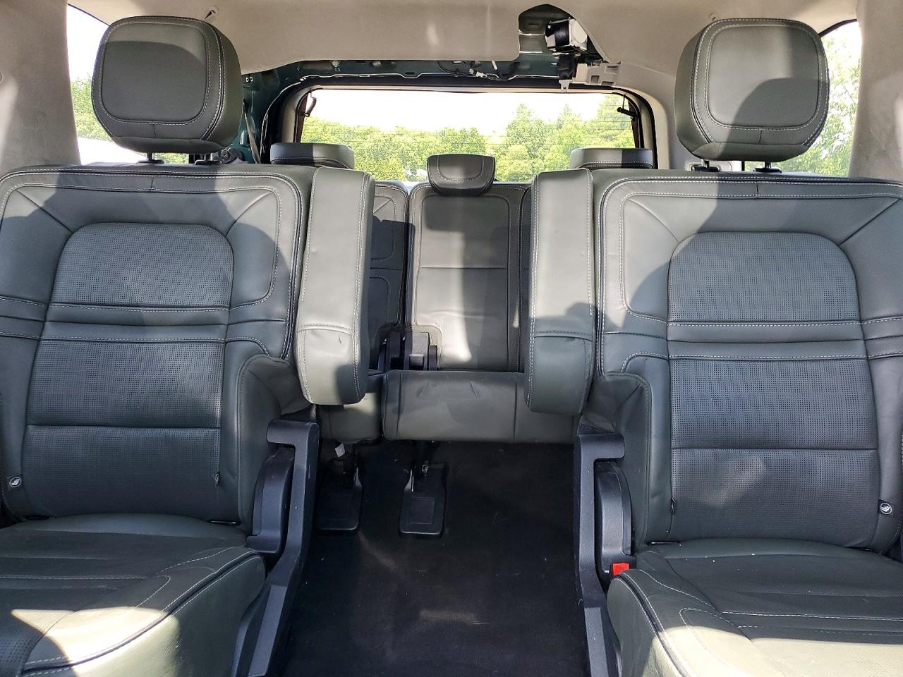 2022 LINCOLN NAVIGATOR BLACK LABEL photo 10