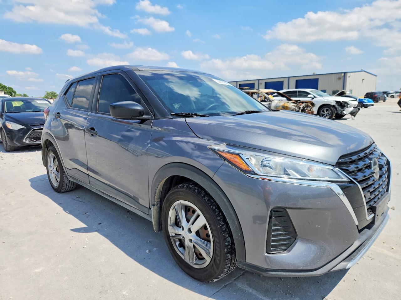 2021 NISSAN KICKS S photo 7