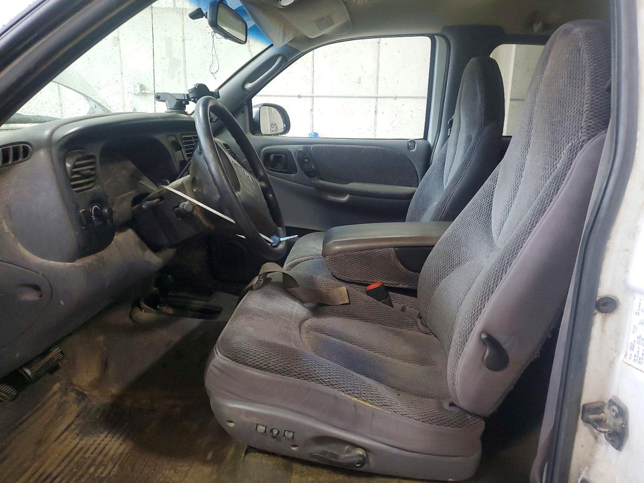 1998 DODGE DAKOTA photo 13