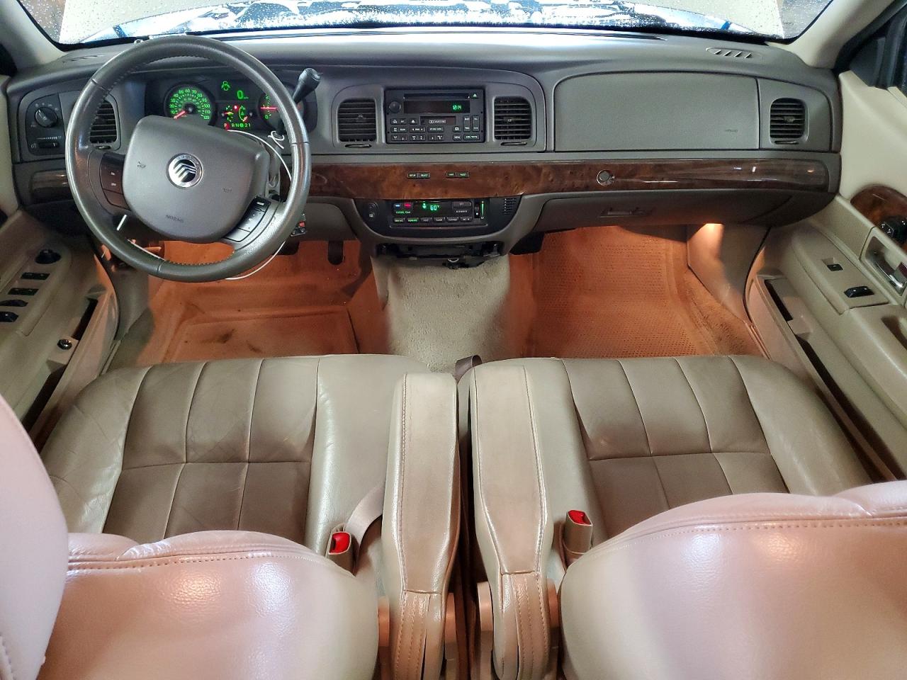 2010 MERCURY GRAND MARQUIS LS photo 8