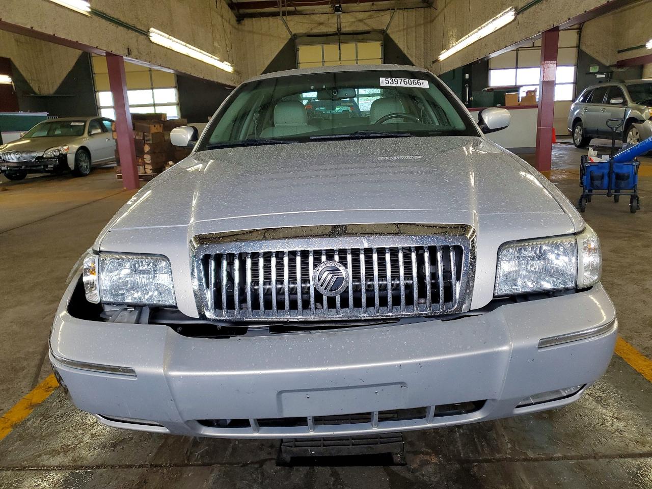 2010 MERCURY GRAND MARQUIS LS photo 5