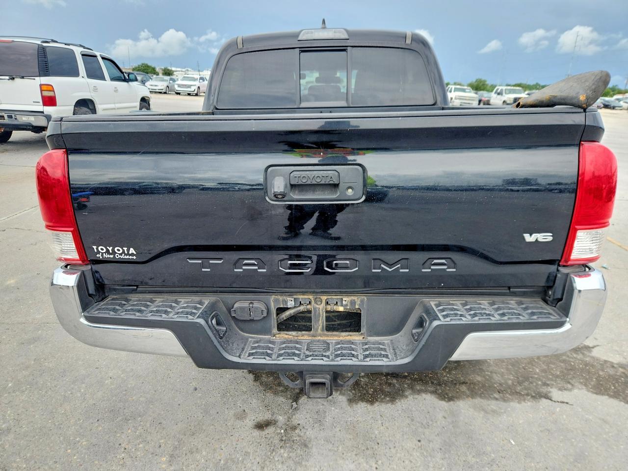 2017 TOYOTA TACOMA SR5 V6 photo 11