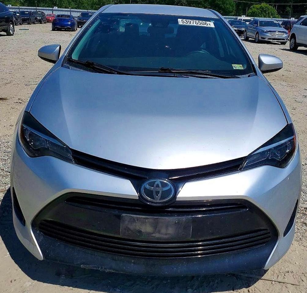 2017 TOYOTA COROLLA LE photo 5