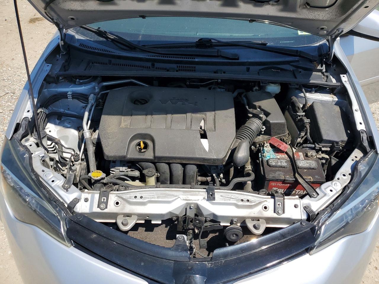 2017 TOYOTA COROLLA LE photo 11