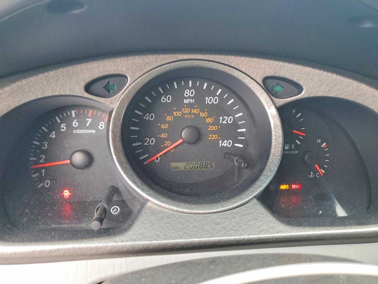 2003 TOYOTA HIGHLANDER LIMITED photo 25