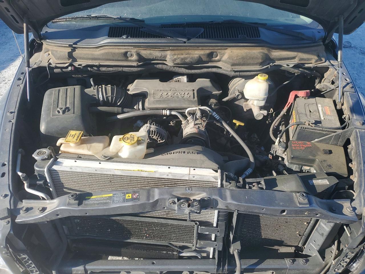 2004 DODGE RAM 1500 ST photo 21