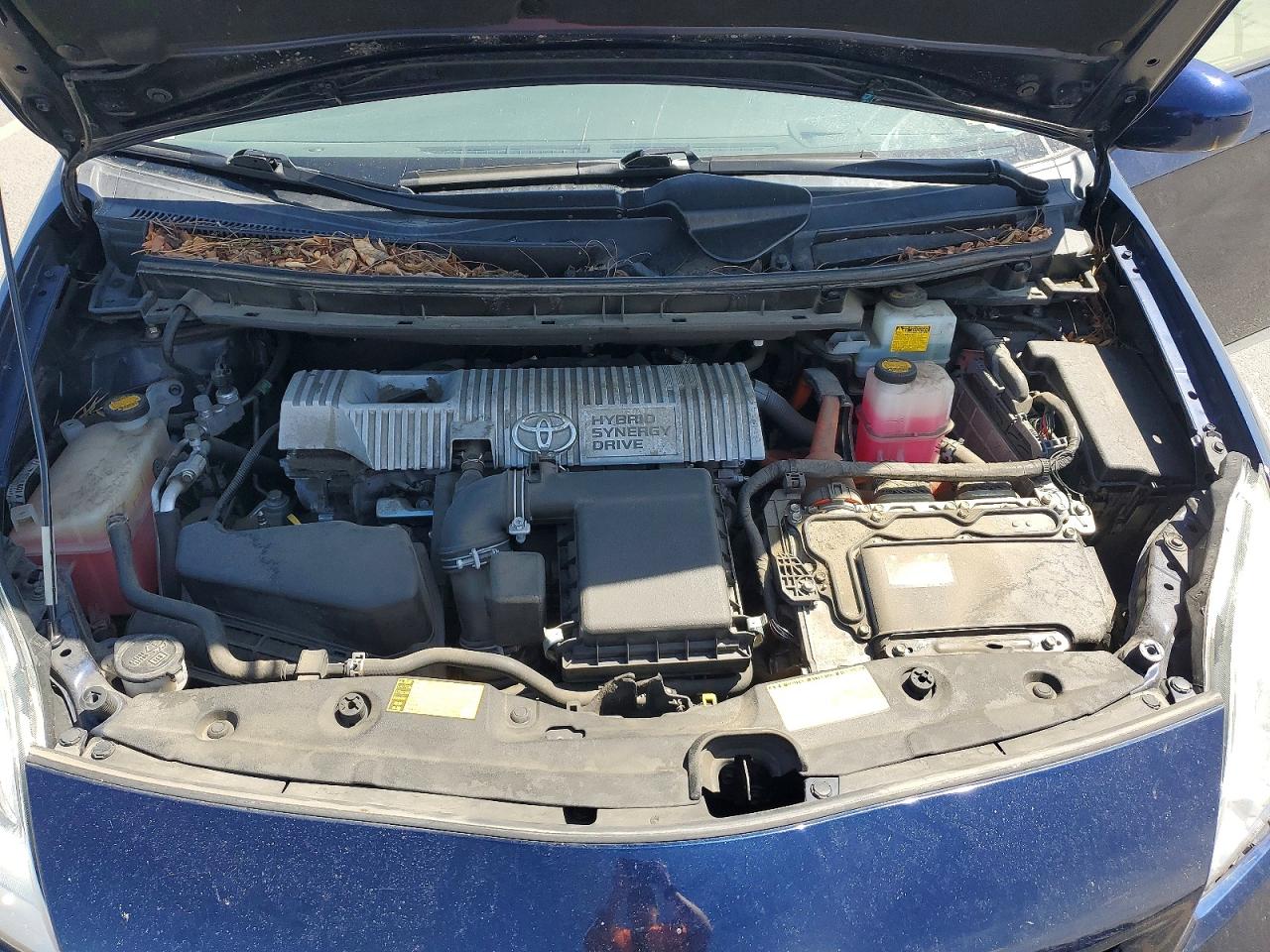 2013 TOYOTA PRIUS FOUR photo 21