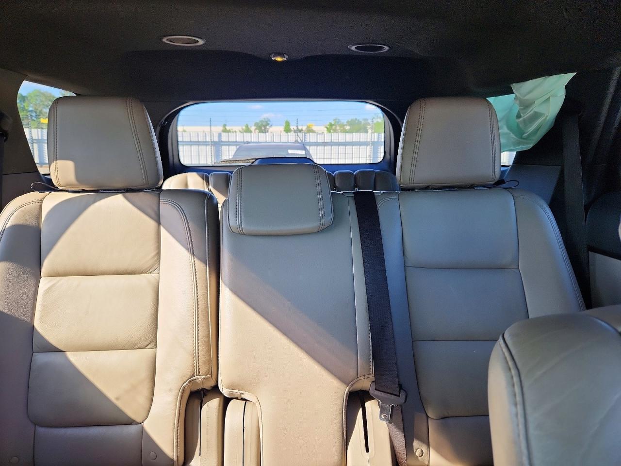 2014 FORD EXPLORER XLT photo 28