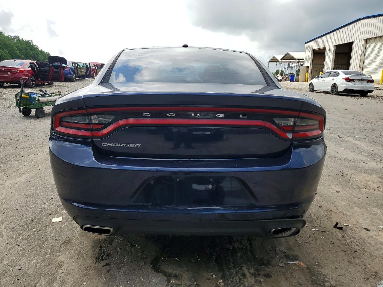2017 DODGE CHARGER SE photo 11