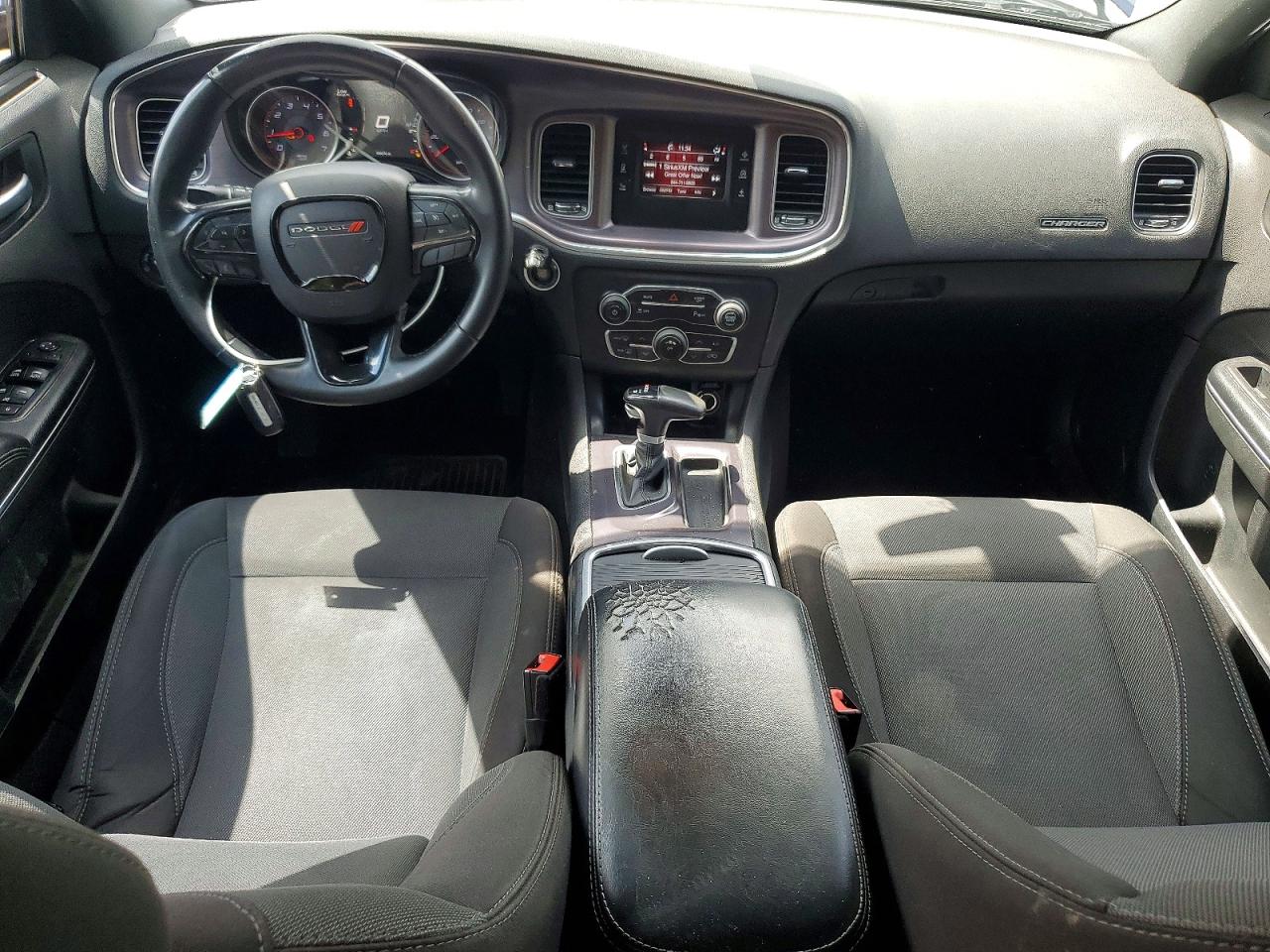 2017 DODGE CHARGER SE photo 15
