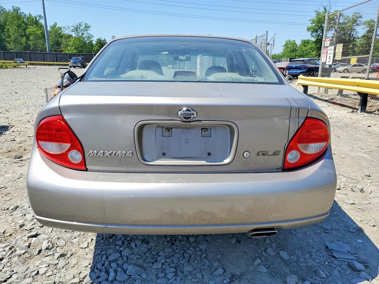 2000 NISSAN MAXIMA GXE photo 11