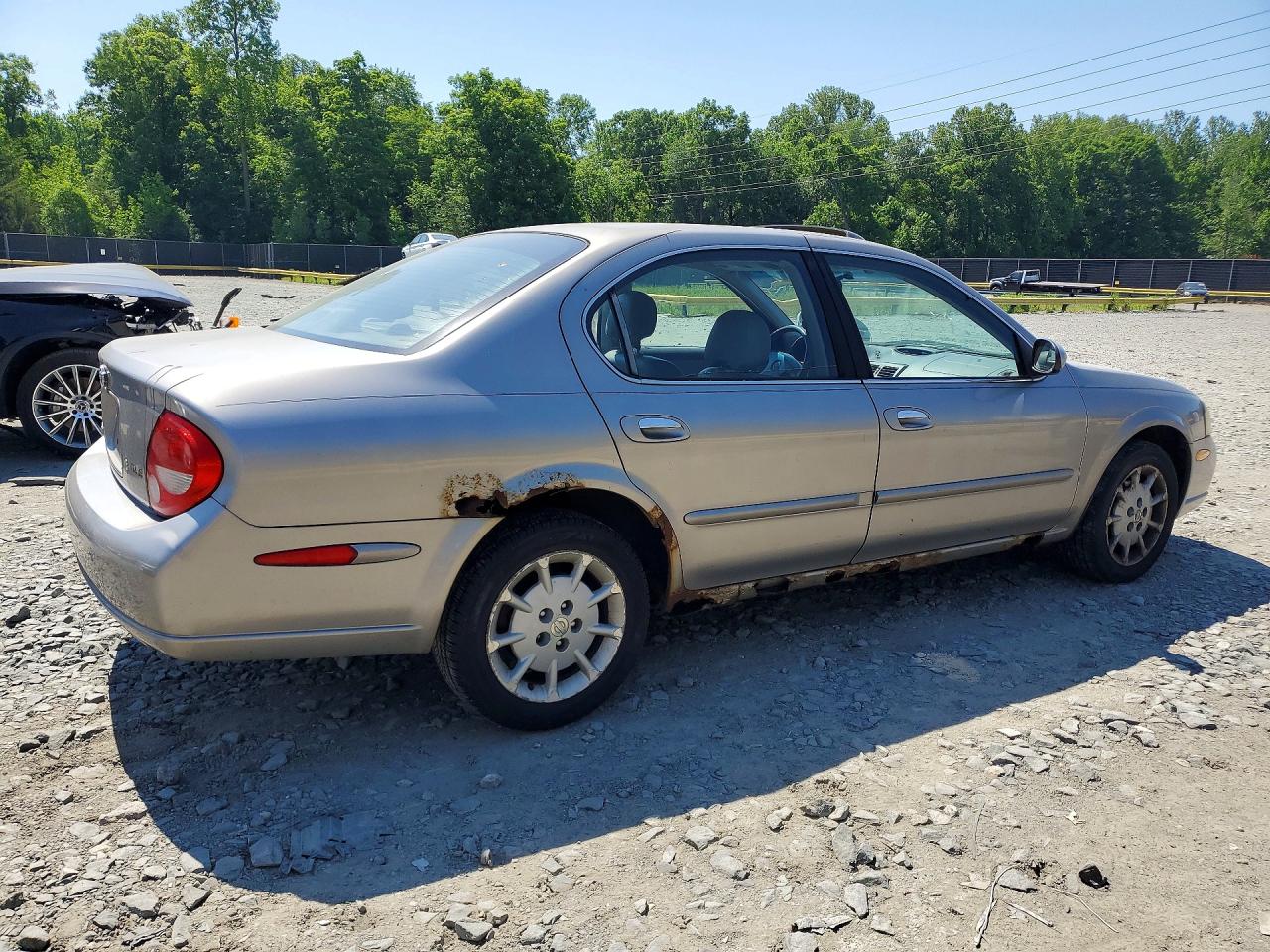 2000 NISSAN MAXIMA GXE photo 5