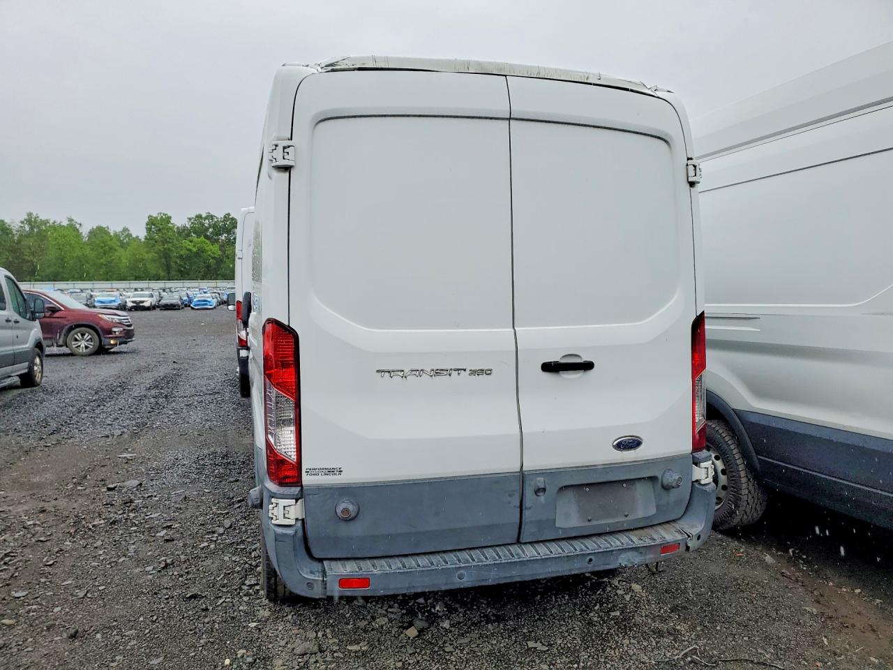 2016 FORD TRANSIT T-250 photo 11
