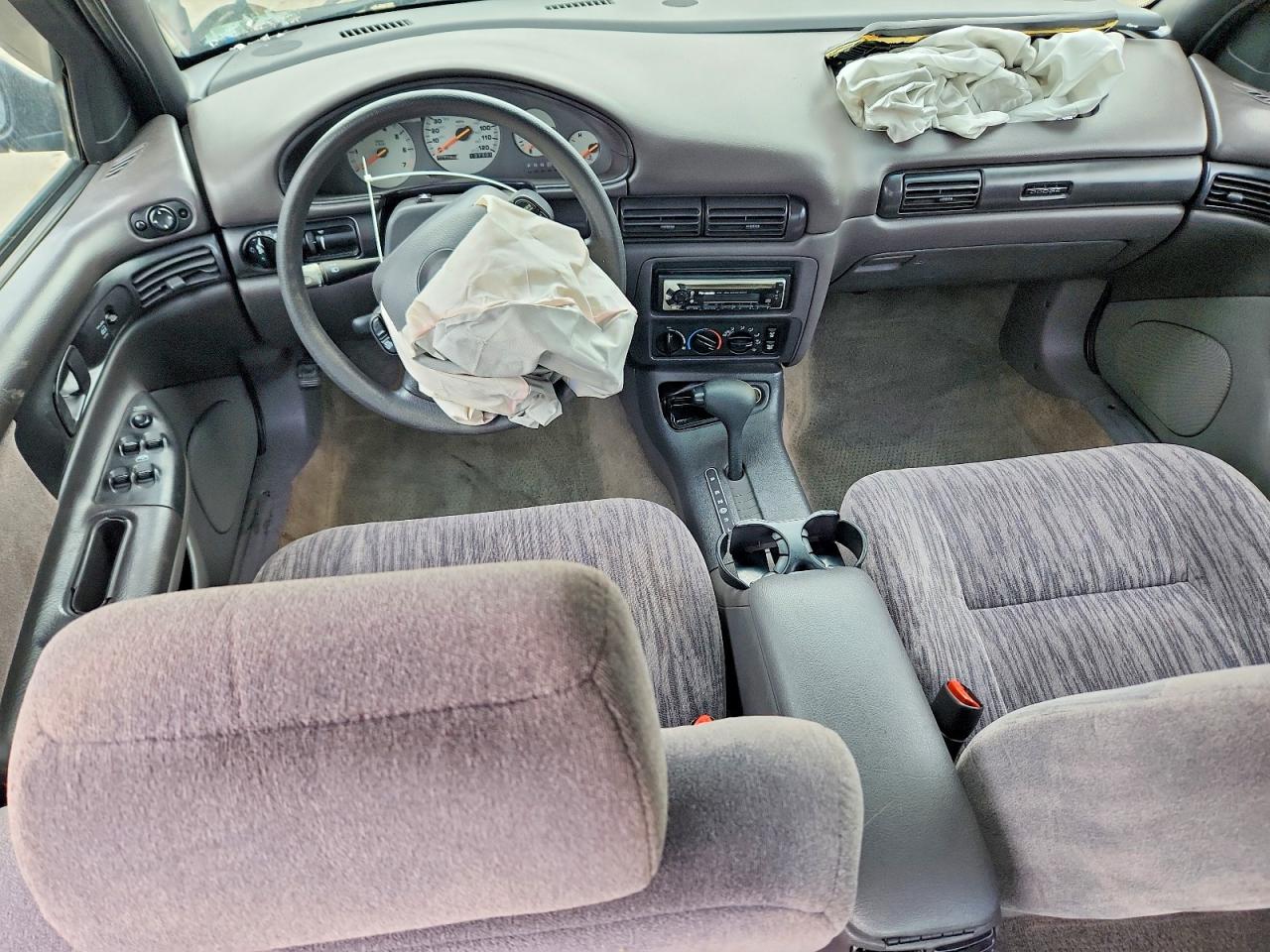 1996 DODGE INTREPID photo 15