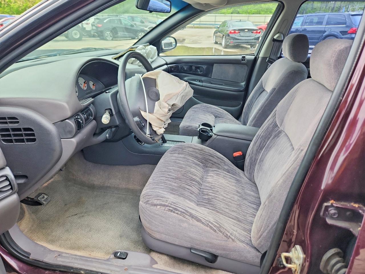 1996 DODGE INTREPID photo 13