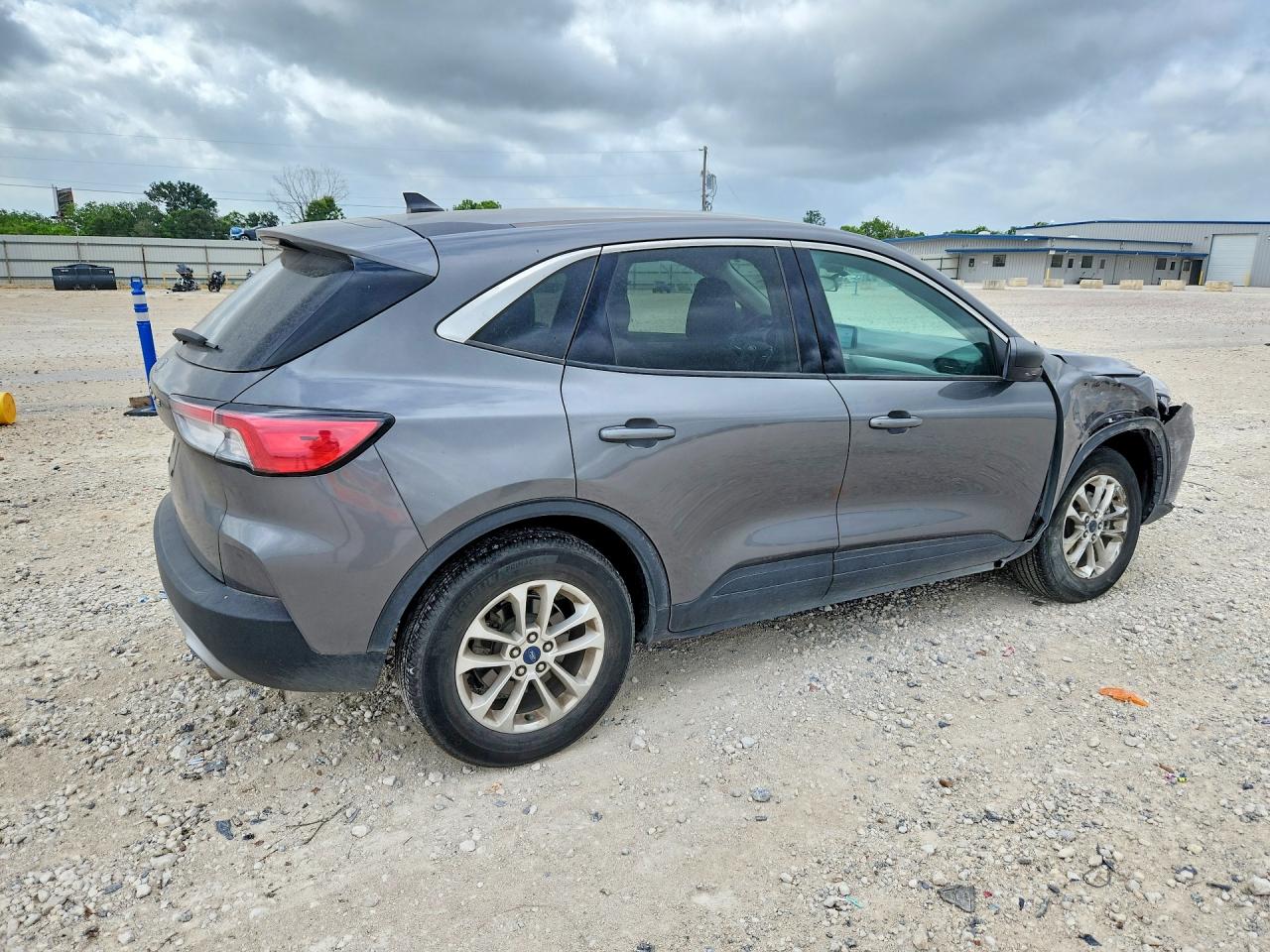 2022 FORD ESCAPE SE photo 5
