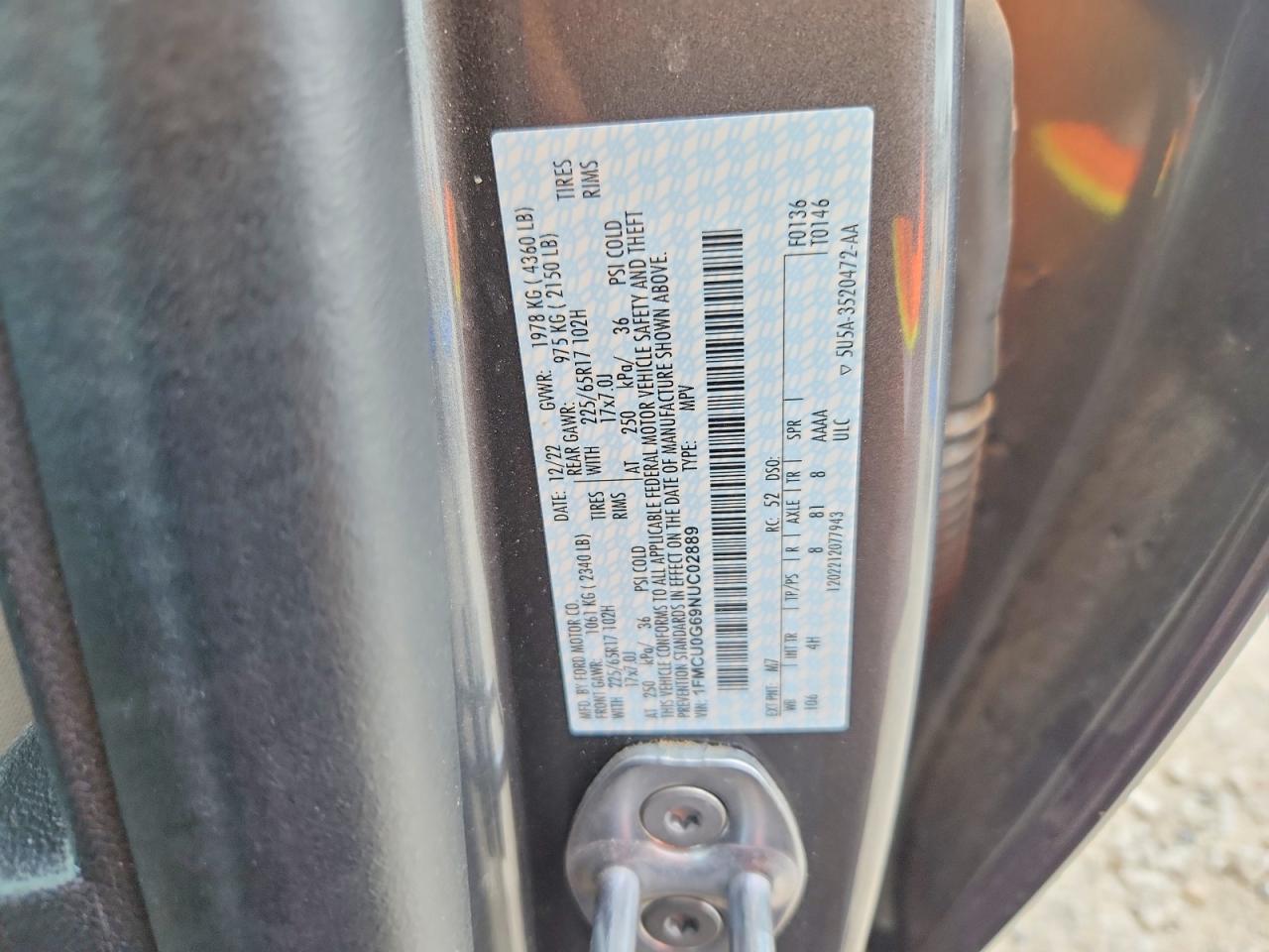 2022 FORD ESCAPE SE photo 25