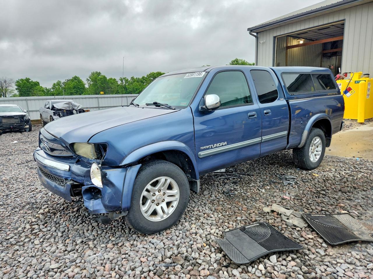 2004 TOYOTA TUNDRA