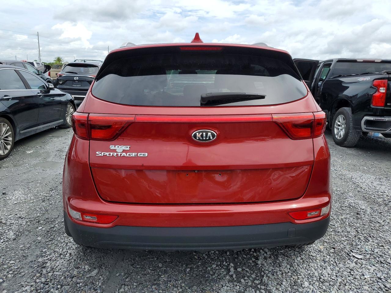 2018 KIA SPORTAGE LX photo 11
