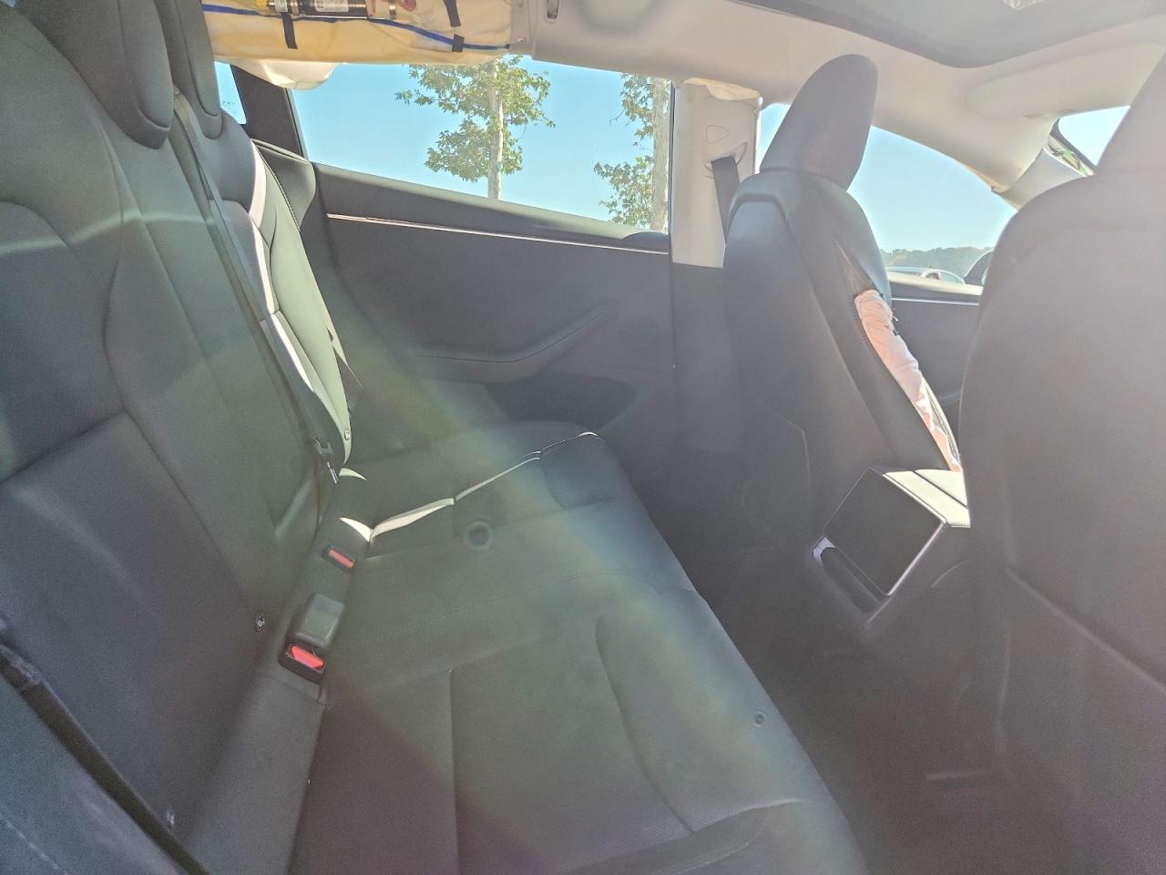 2024 TESLA MODEL 3 photo 28