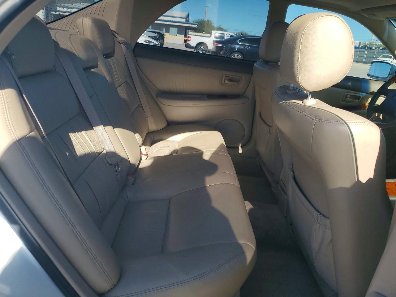 2000 LEXUS ES 300 photo 28