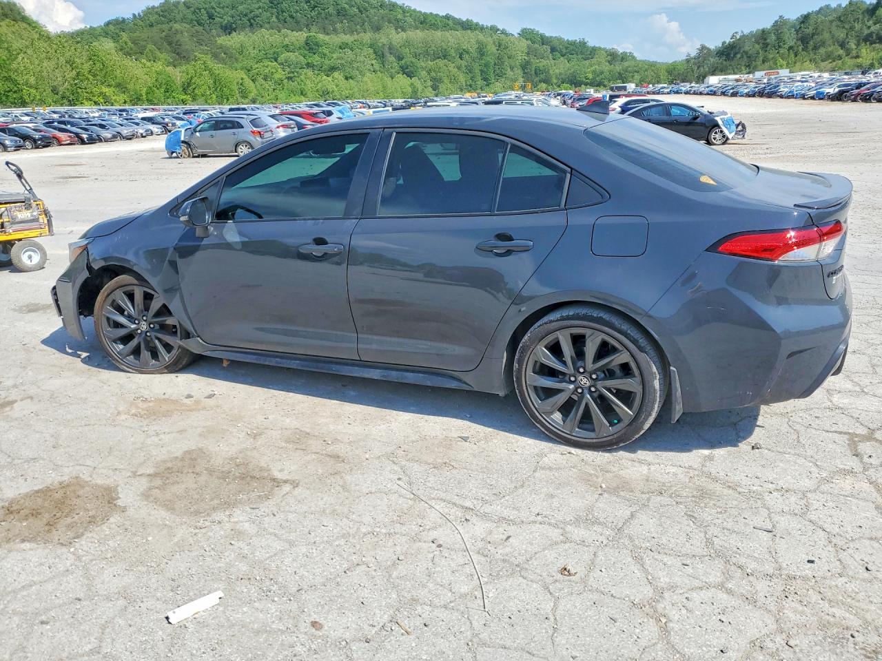 2025 TOYOTA COROLLA SE photo 2