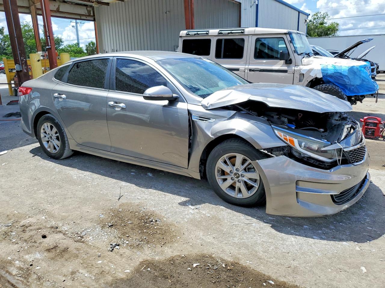 2016 KIA OPTIMA LX photo 7