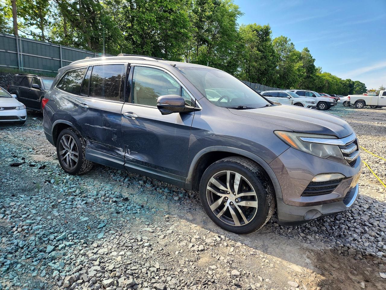 2016 HONDA PILOT TOURING photo 7