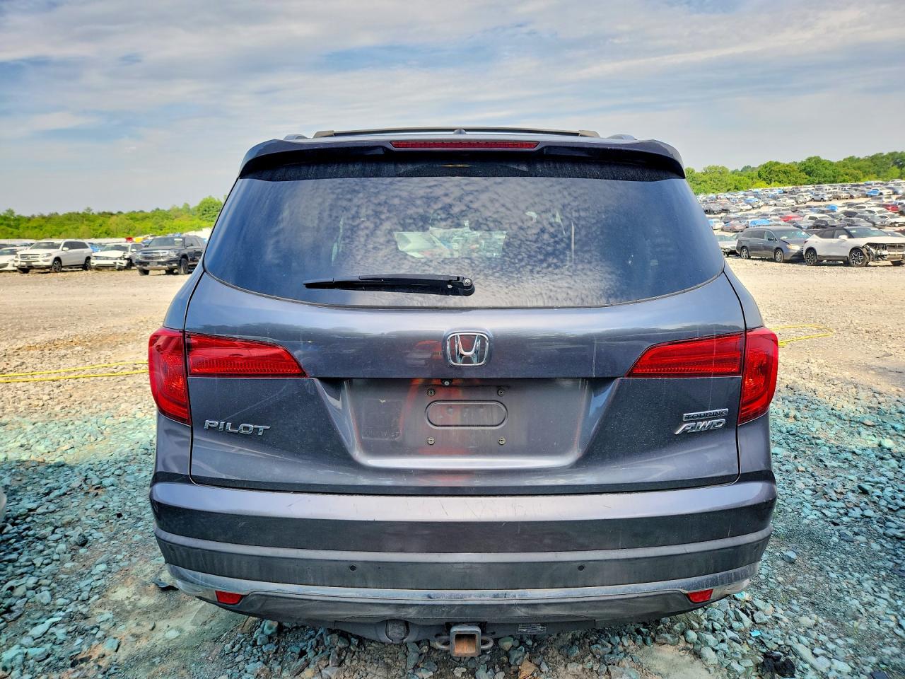 2016 HONDA PILOT TOURING photo 11