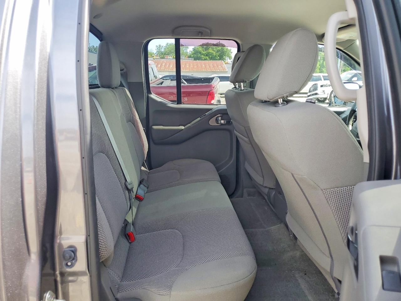 2018 NISSAN FRONTIER SV photo 19