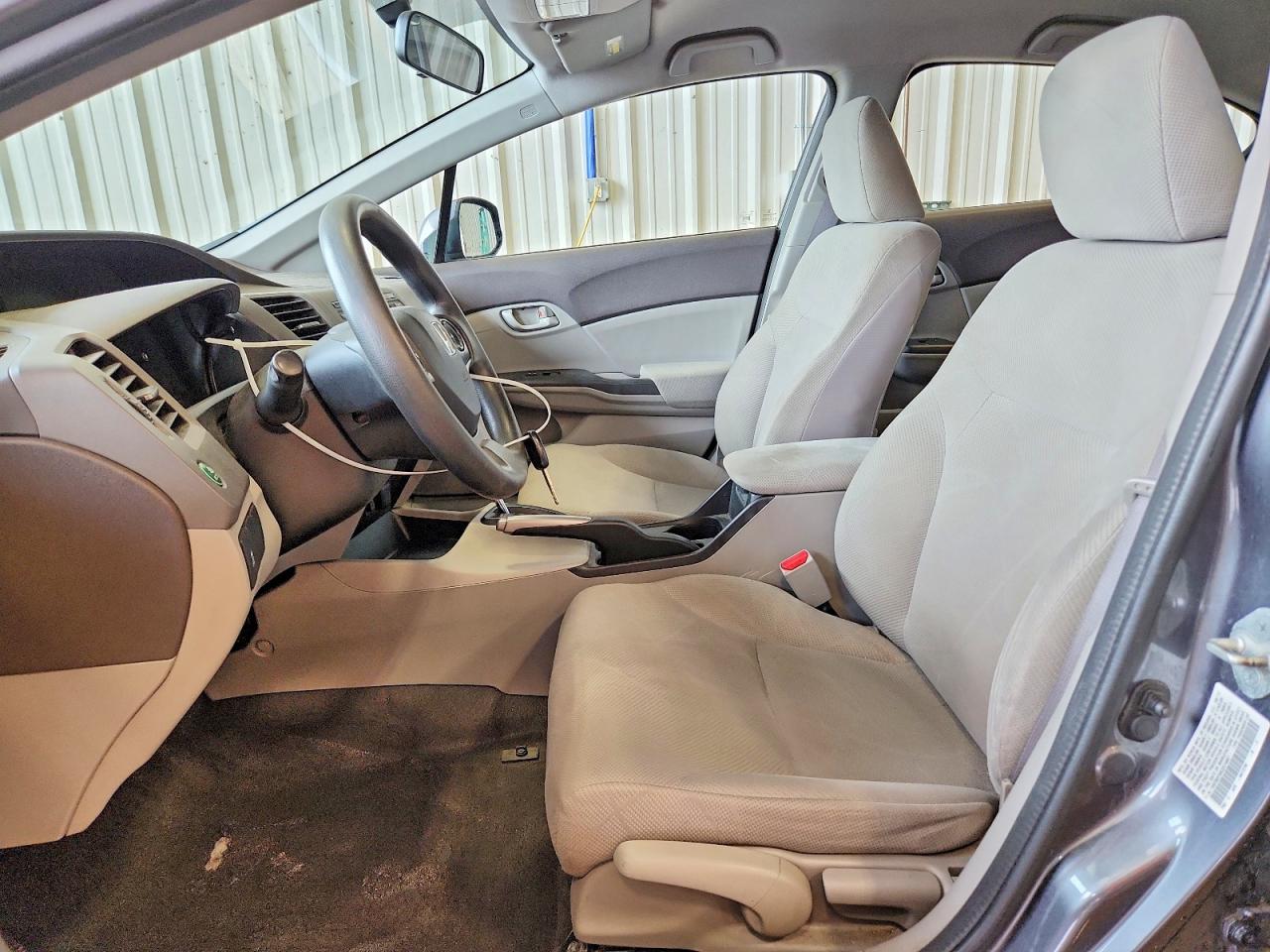 2012 HONDA CIVIC LX photo 19