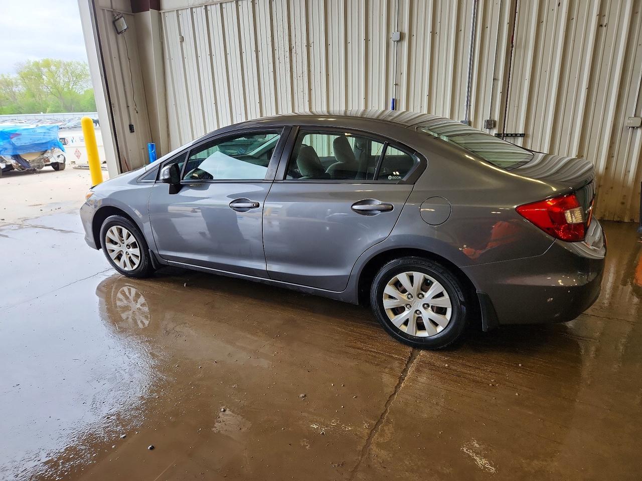 2012 HONDA CIVIC LX photo 4