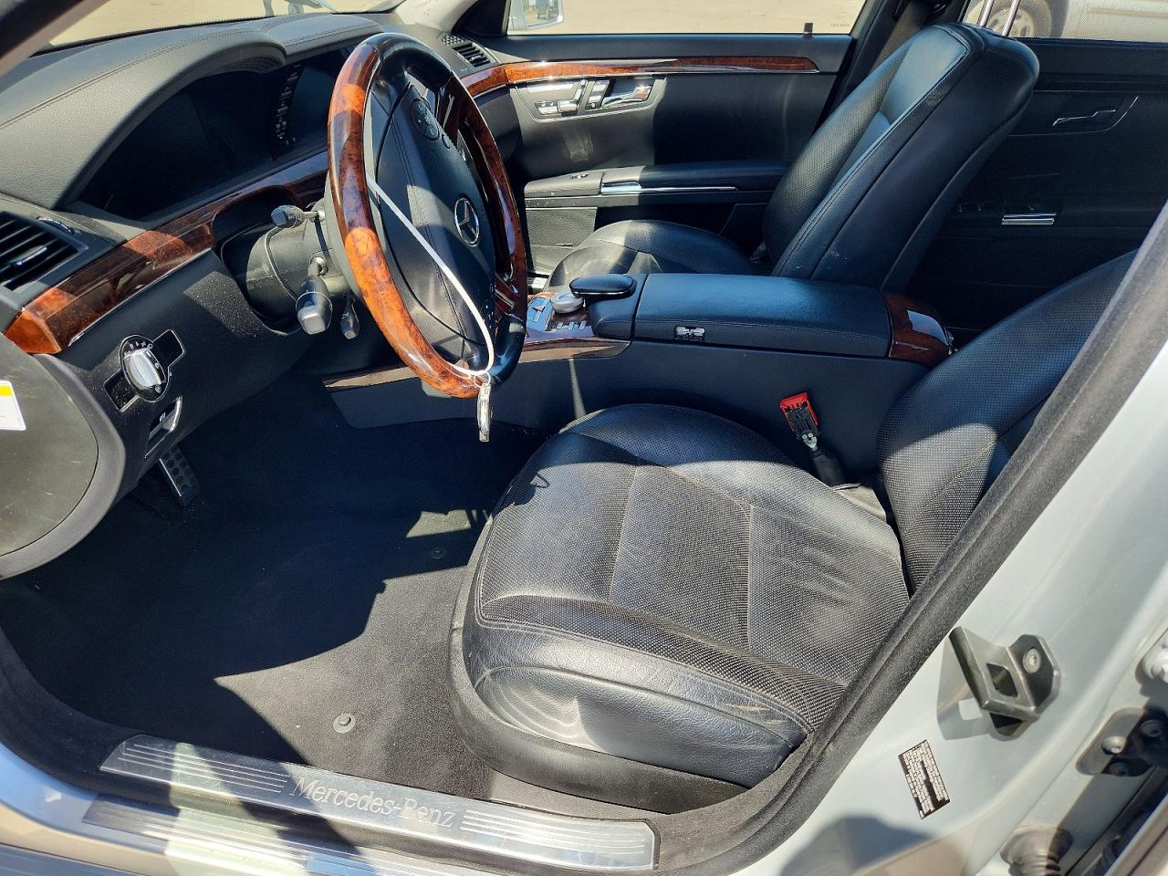 2013 MERCEDES-BENZ S 550 photo 19