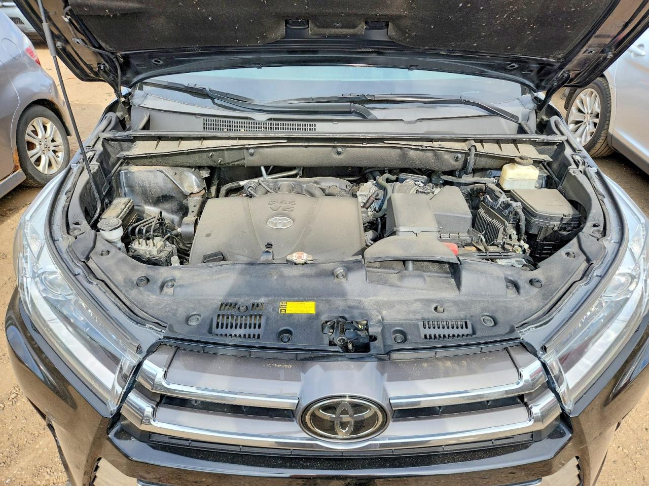 2018 TOYOTA HIGHLANDER LIMITED PLATINUM photo 21