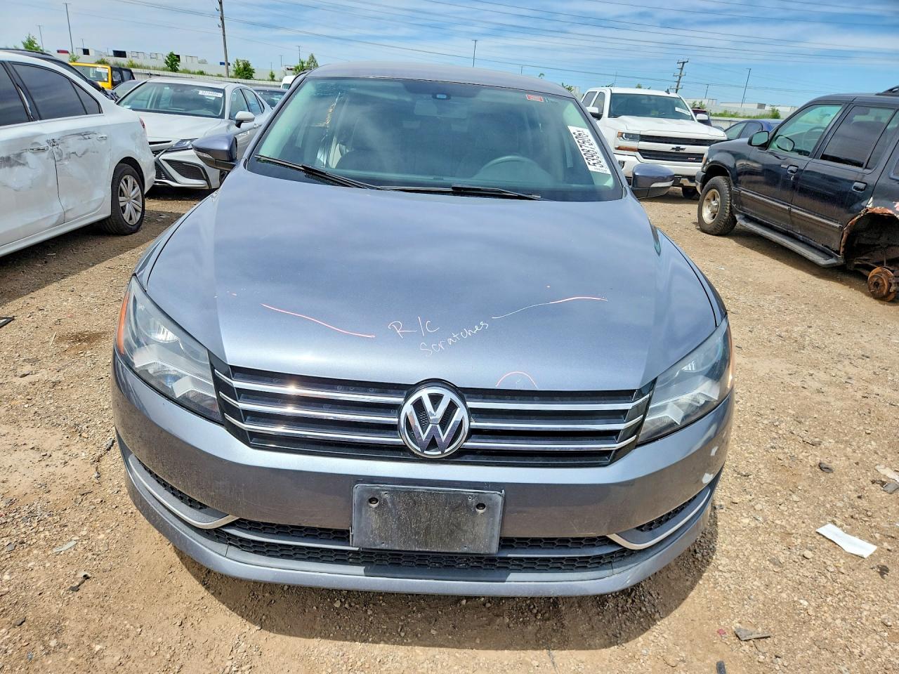 2012 VOLKSWAGEN PASSAT S photo 9