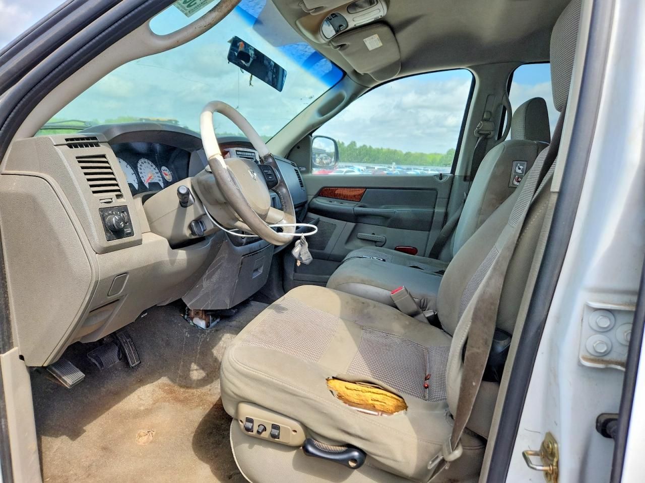 2006 DODGE RAM 2500 ST photo 13