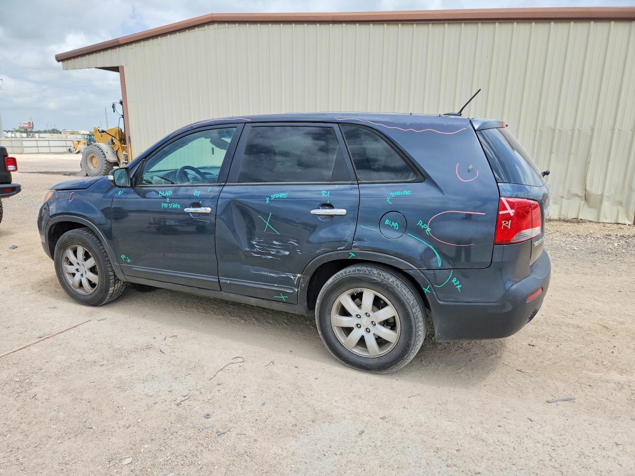 2012 KIA SORENTO LX photo 3